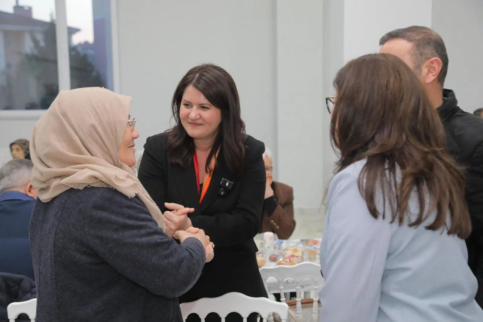 Edirne Belediyesi’nden Şehit, Gazi, Polis ve Emekli Astsubay Ailelerine İftar galeri görseli